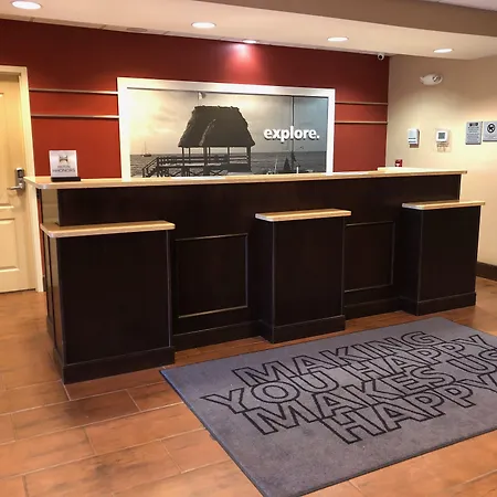 Hampton Inn Milford-2
